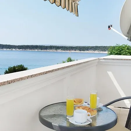 דירה Cozy Seafront Flat On The Island Of Rab ראב