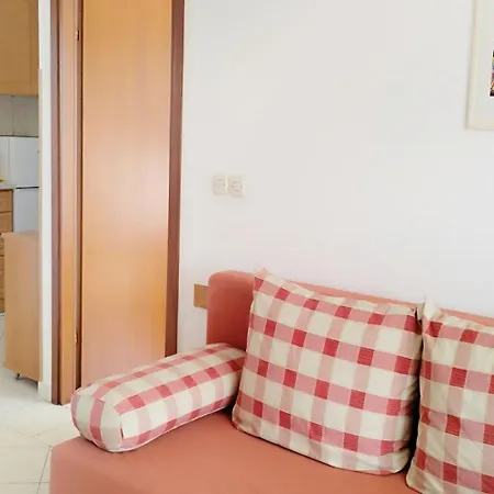 דירה Cozy Seafront Flat On The Island Of Rab ראב