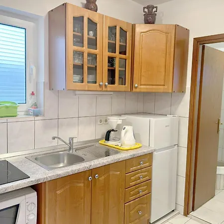 דירה Cozy Seafront Flat On The Island Of Rab